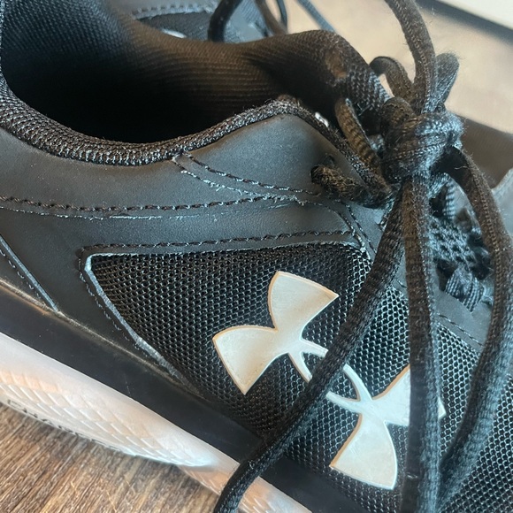 Men’s Under Armour Black Shoes Size 11 - Picture 4 of 4